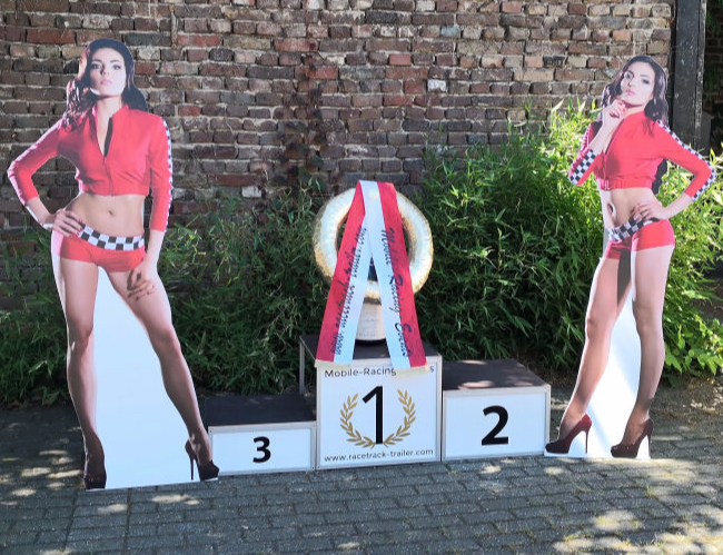 copyright by racetrack-trailer.com picture of decorations